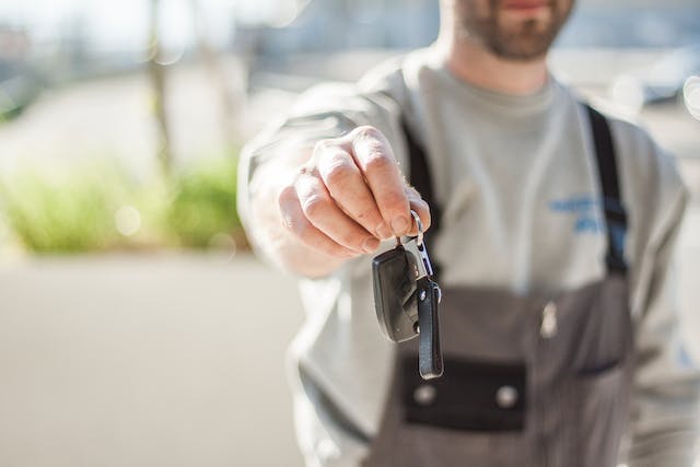 How a Locksmith Can Help with Modern Car Keys